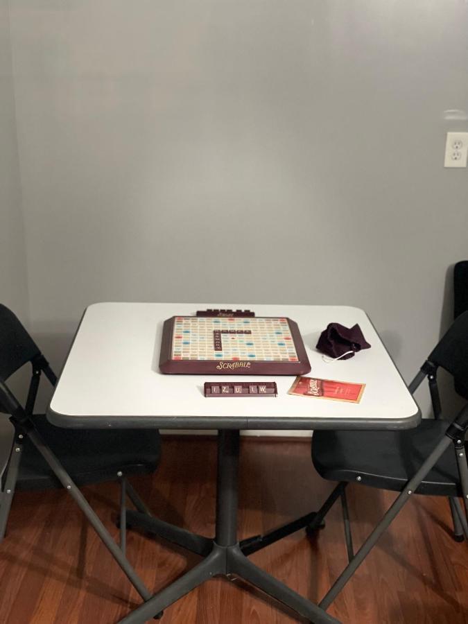 Apartamento Cute 2-Brm Walkout Apt With Pool Table And Theater Lexington Exterior foto