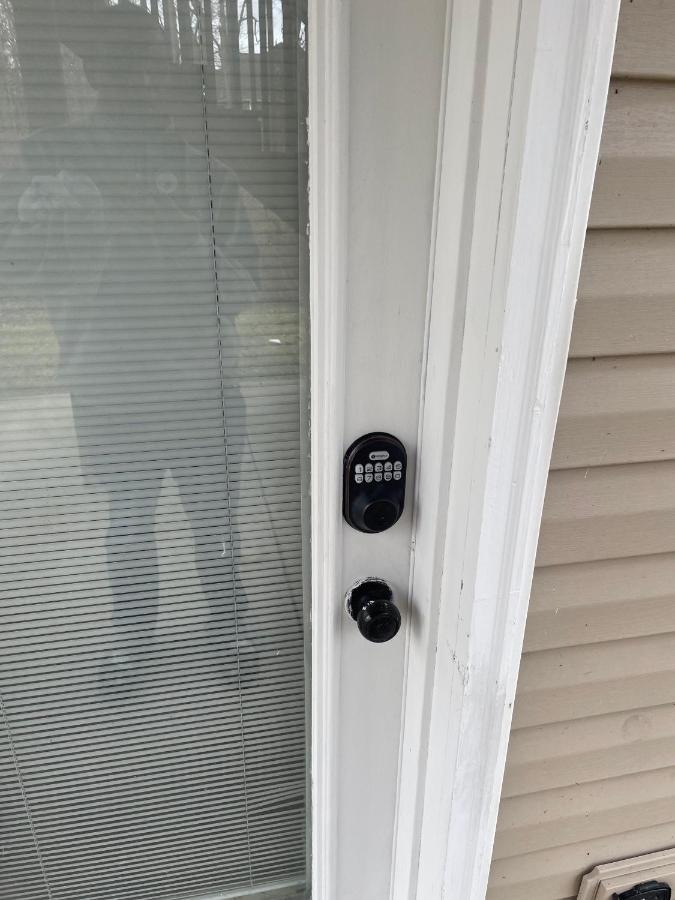 Apartamento Cute 2-Brm Walkout Apt With Pool Table And Theater Lexington Exterior foto